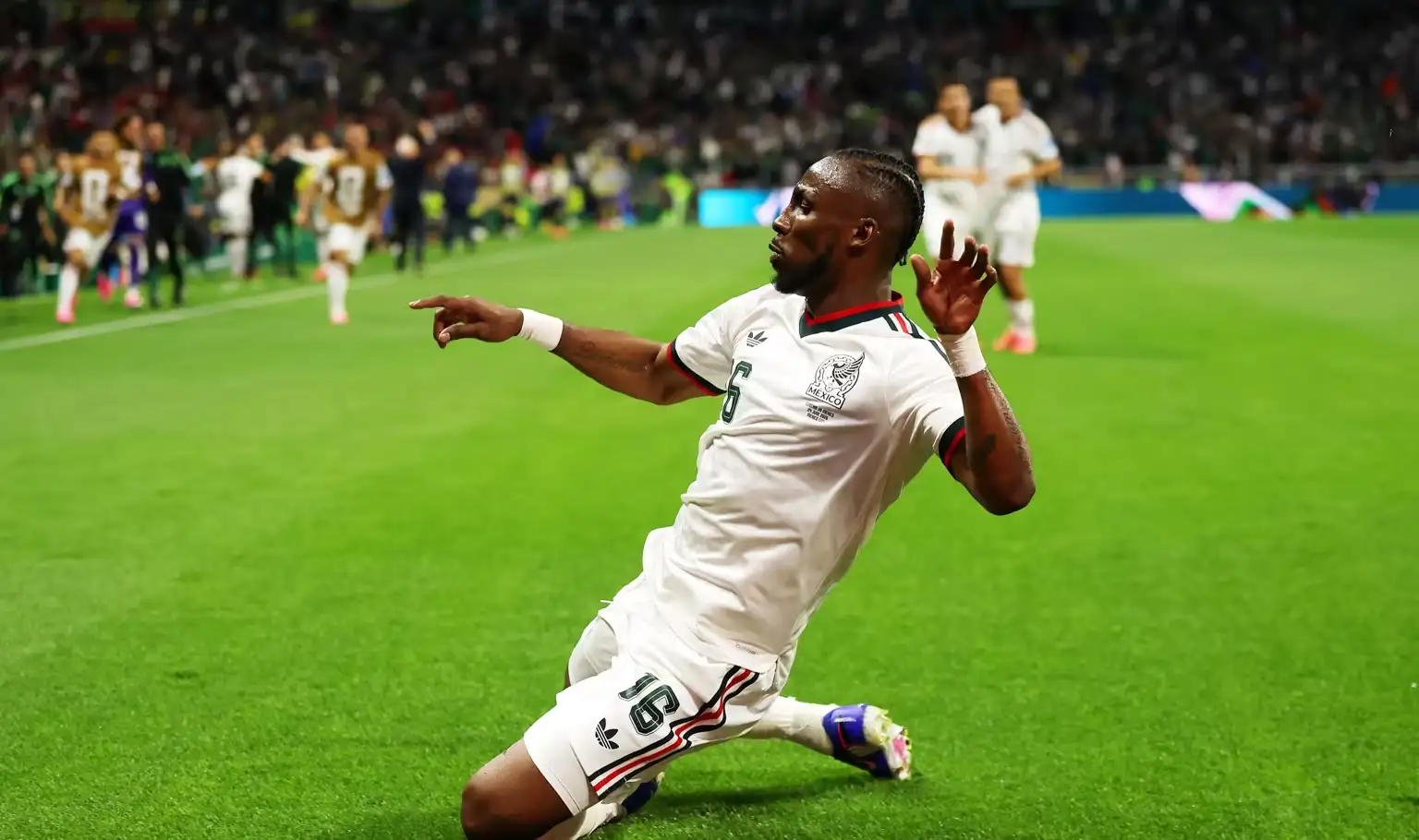 المغرب يقلب الطاولة على هايتي ويتأهل والبرازيل الواثقة تتخطى اسكوتلندا... وسويسرا تتصدر المجموعة الثانية والبوسنة تحافظ على آمالها على حساب قطر - 4