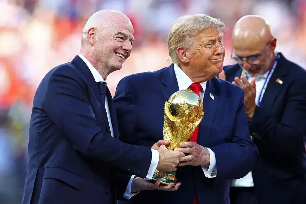 بين "أمركة" مونديال 2026 وتحديات النسخة الأكبر في التاريخ في السياسة والتنظيم والمناخ!